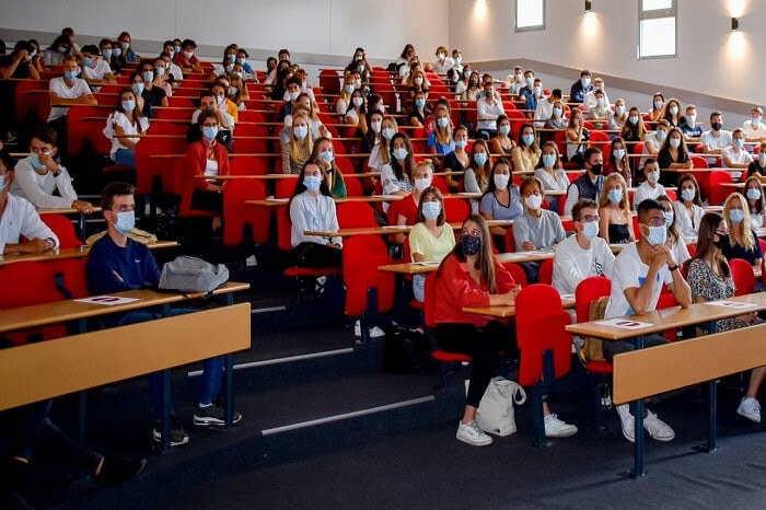 Với bầu không khí học thuật năng động và tích cực, Đại học Corse Pasquale Paoli luôn khơi dậy niềm đam mê học tập và nghiên cứu của sinh viên